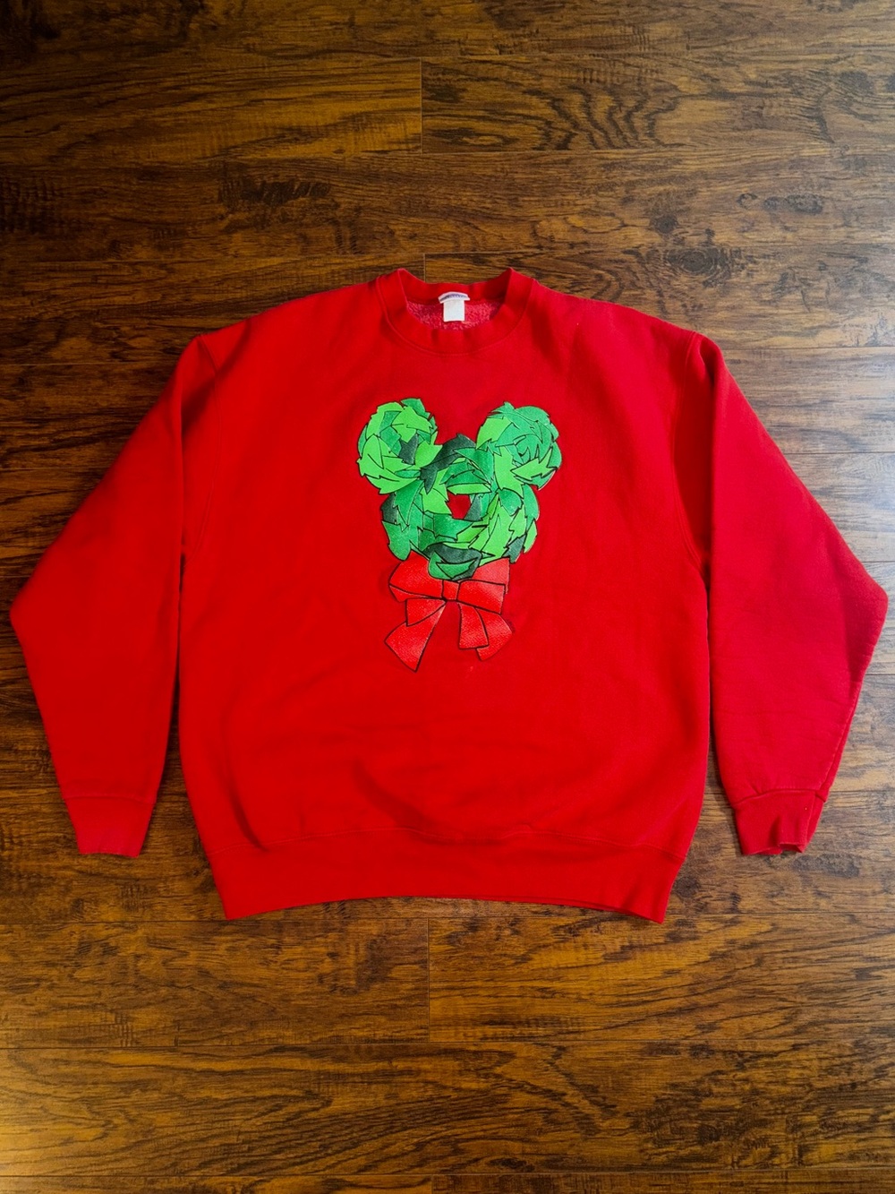 The Walt Disney Gallery Vintage Sweatshirt Mickey Mouse Ears Wreath Bow Crewneck